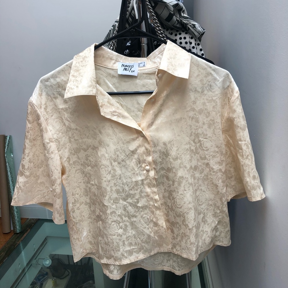 Princess Polly button up t shirt